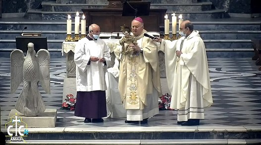 La Messa domenicale della Cattedrale di Amalfi in diretta TV al canale 95